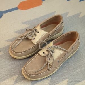 Sperry Loafers Size 9